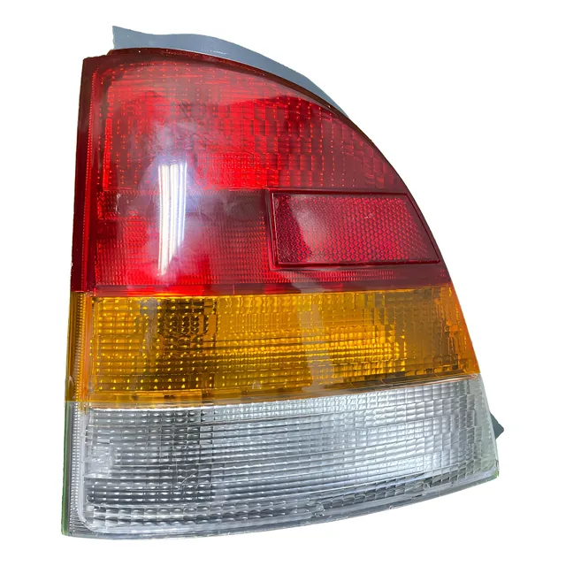 Stop Trasero Toyota Starlet Derecho/izquierdo
