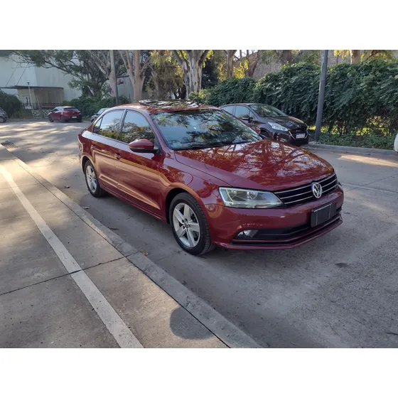 Volkswagen Vento 2.5 Luxury 170cv Tiptronic