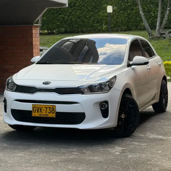 Kia Rio 2020 1.4 Vibrant Hb At