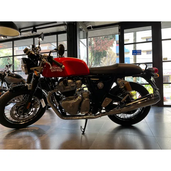 Motor 648 Cc Bicilíndrico En Paralelo