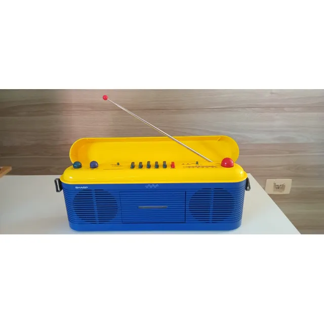 Radio Gravdor Am Fm  Antigo Sharp Qt40 Bl