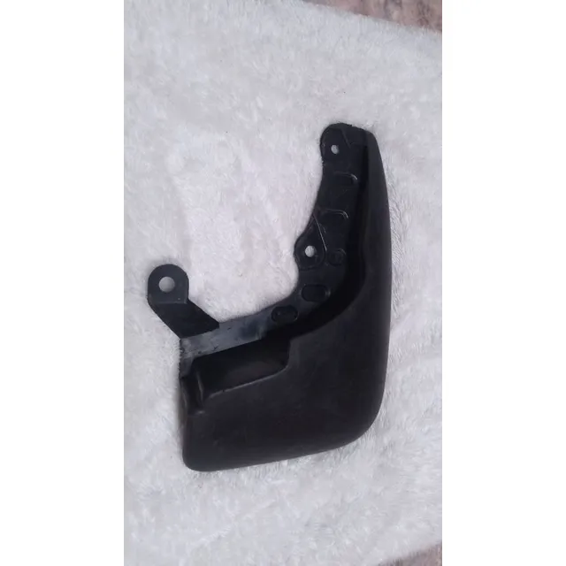 Chapaleta Guarda Barro Derecho Mitsubishi Lancer 92-97
