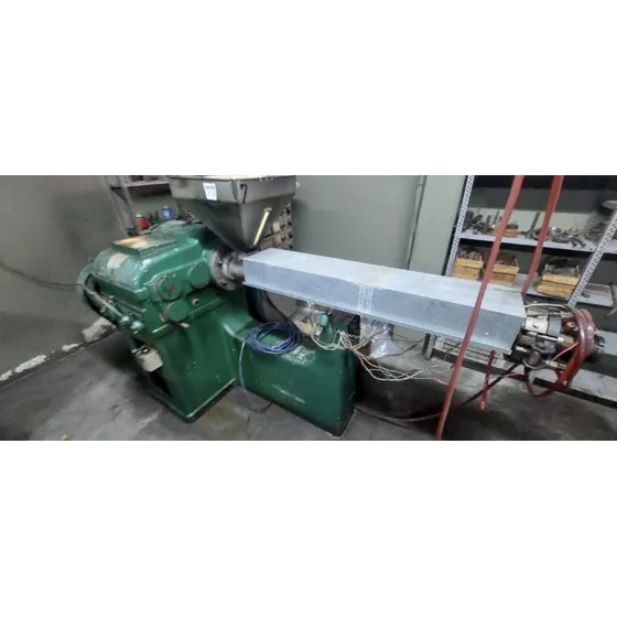 Extrusora Para Caños Tornillo De 60mm.c/tren Tiro Envíos