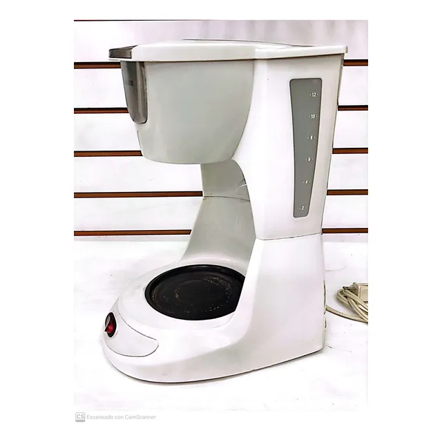 Cafetera Eléctrica Black & Decker - 12 Tazas Usada Sin Jarra
