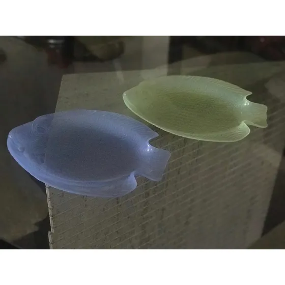 2 Platos Acrílicos Con Forma De Pez