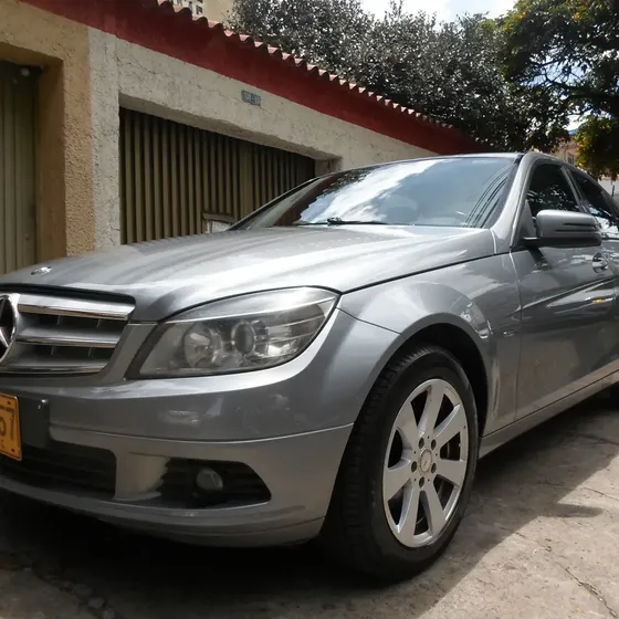 Mercedes-Benz Clase C 2011 1.8 Cgi Blueefficiency