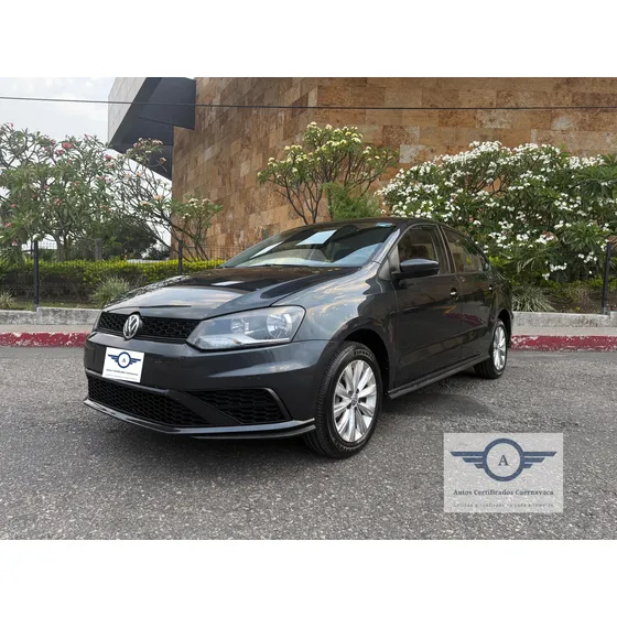 Volkswagen Vento 1.6 Starline At