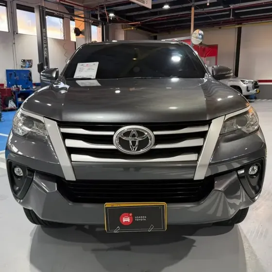 Toyota Fortuner 2020 2.4 Street At 7as
