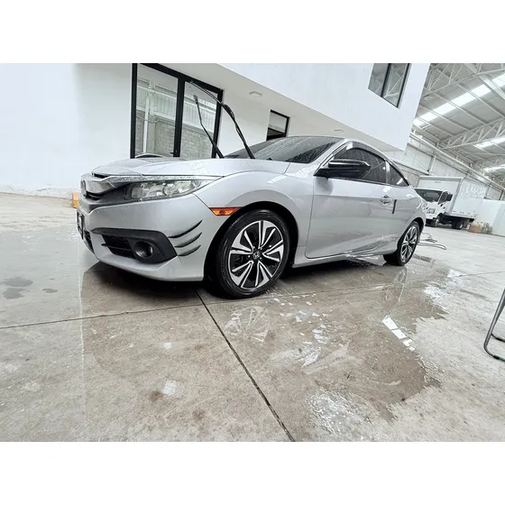 Honda Civic 1.5 Coupe Turbo At