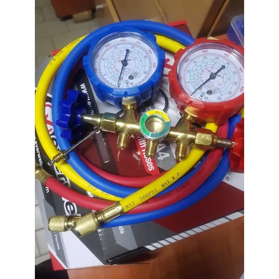 Juego De Manómetros Para  R22 - R134a - R410a - R404a