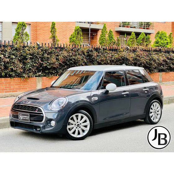 Mini Cooper S 2.0 Chili At 5p