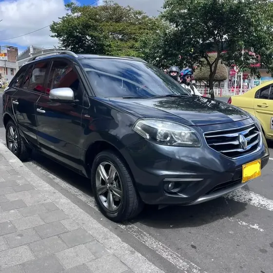 Renault Koleos 2013 2.5 Privilege