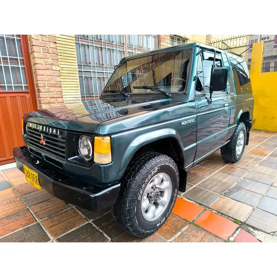 Mitsubishi Montero 2.4 V11