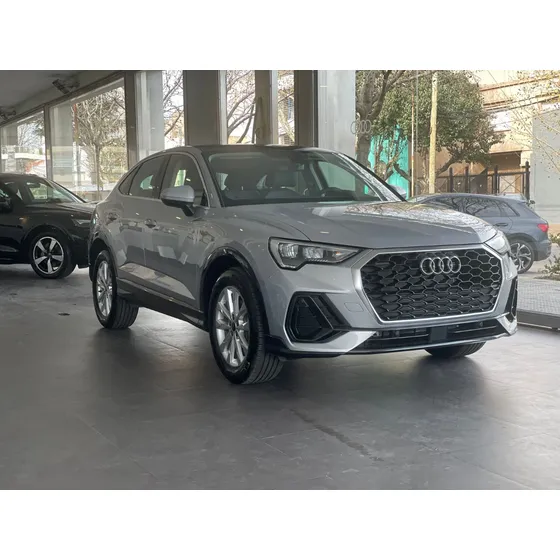 Audi Q3 Sportback 1.4 35tfsi Sportback 150 Cv