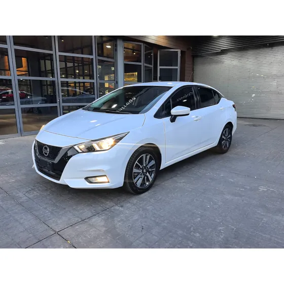 Nissan Versa 1.6 Advance Mt