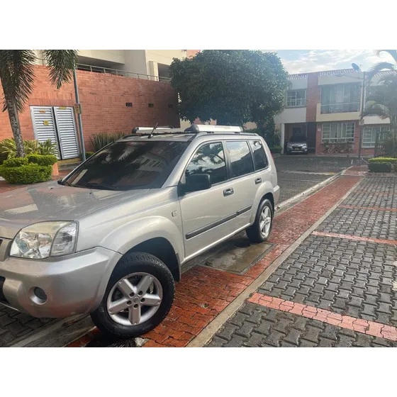 Nissan X Trail I 2.5 Kapital