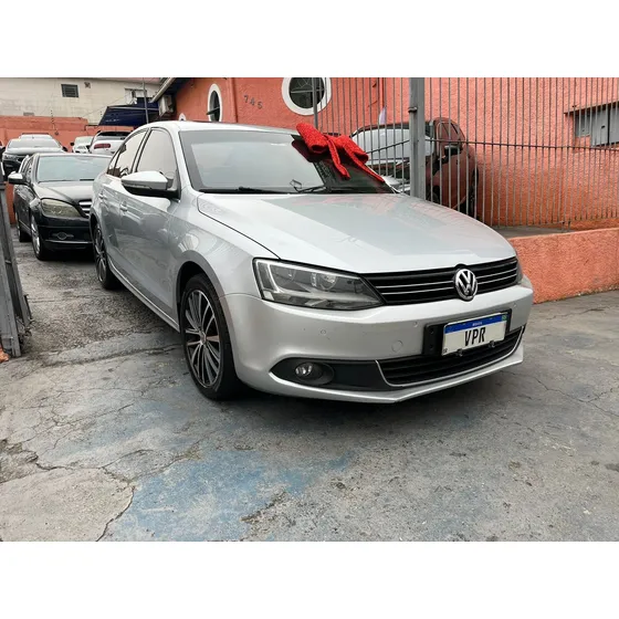 Volkswagen Jetta 2.0 Tsi Highline 4p