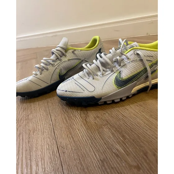 Chuteira Nike Mercurial Vapor 14 Academy Unis