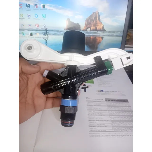 Aspersor Senninger Modelo 5023 Doble Boquilla 17*8 .3/4 