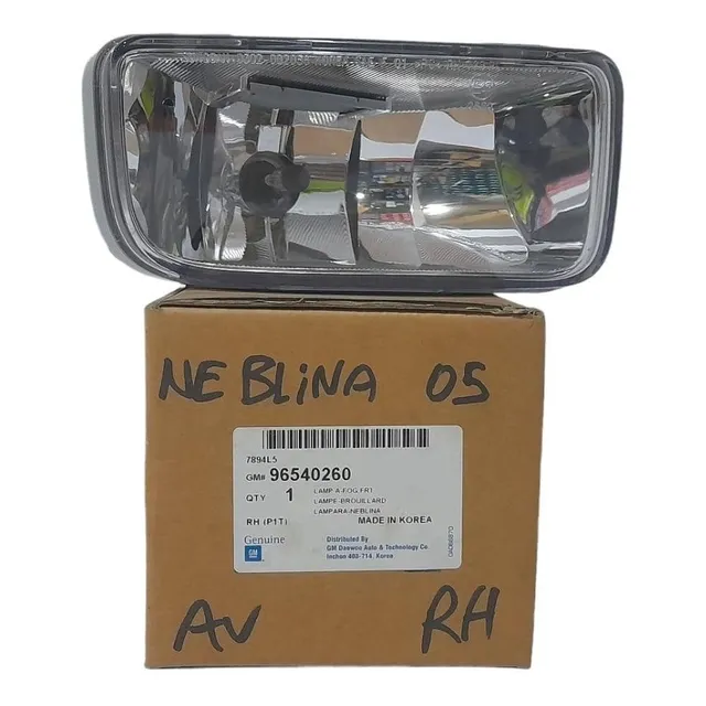 Faro Neblina Derecho Chevrolet Aveo 2005
