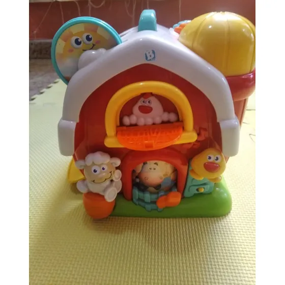 Casa Granja Juego Didáctico Bebé Blue Kids Con Sonido Animal