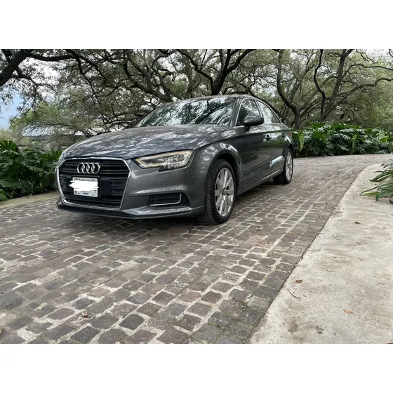 Audi A3 2.0 Sedán L Select At Dsg
