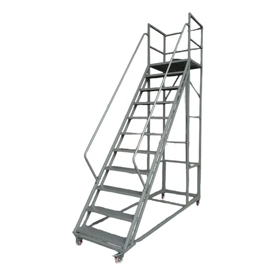 Escalera Para Almacen De Peldaños Y Llantas 2.7m Alto