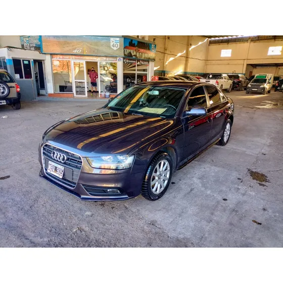 Audi A4 1.8 Attraction Tfsi 170cv