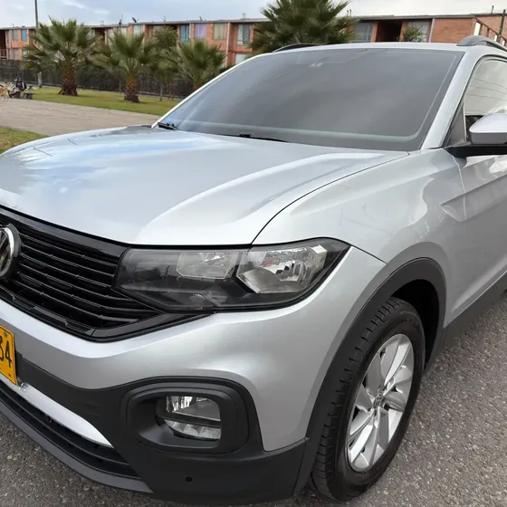 Volkswagen T-cross 2020 Trendline 1.6 Aut Con Techo