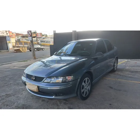 Chevrolet Vectra 2.2 Challenge 4p