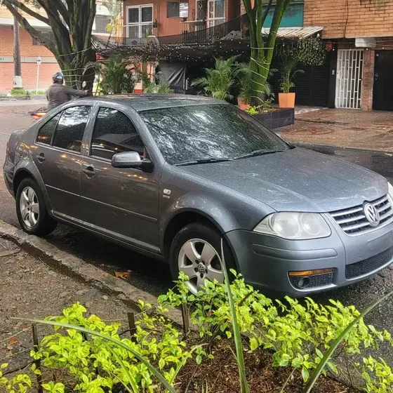 Volkswagen Jetta V 2011 2.0 Europa