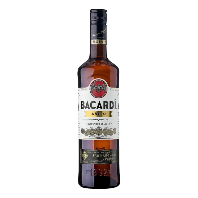 BACARDÍ, Ron Añejo 700 ml, Añejado 3 Años, Suave y Amaderado
