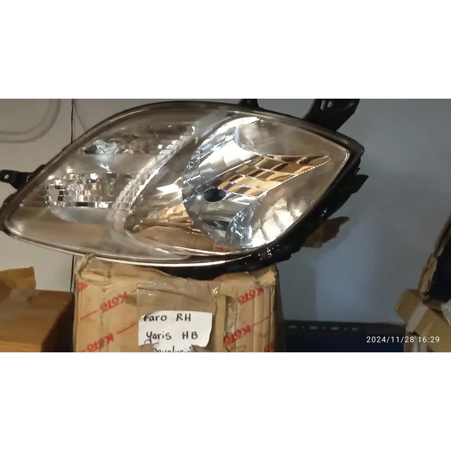 Faro Delantero Toyota Yaris Sport Hb 06/09