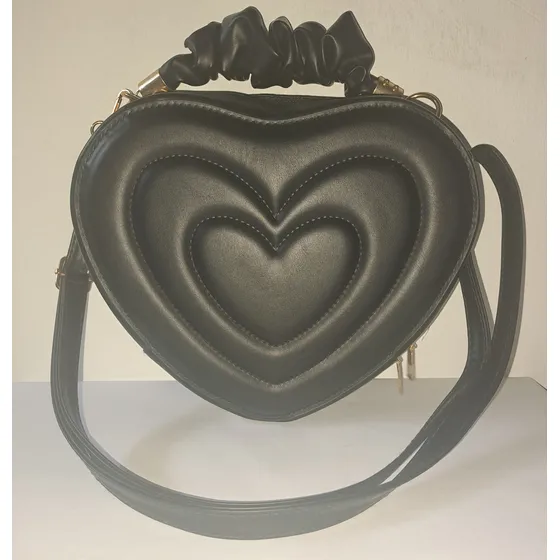 Carteras Bolsos Y Bandoleros Forma De Corazon Damas