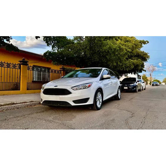 Ford Focus 2.0 Se Hchback At
