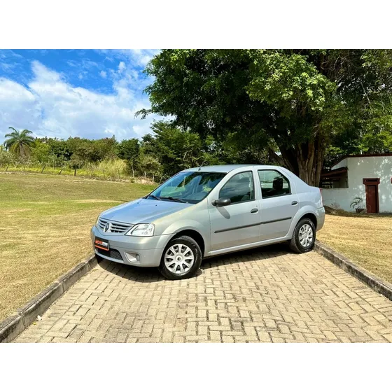 Renault Logan 1.6 Expression 8v Hi-flex 4p Manual