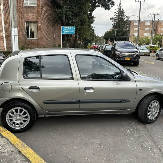 Renault Clio Ii 2014 1.2 Campus