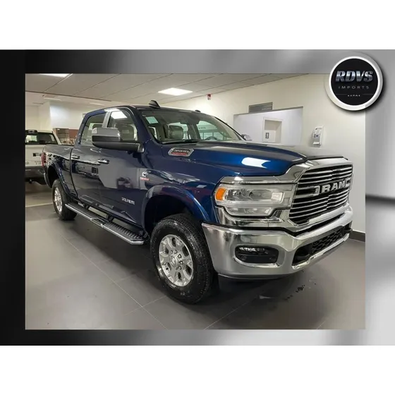 Ram 3500 6.7 I6 Turbo Diesel Laramie Cd 4x4 Automático