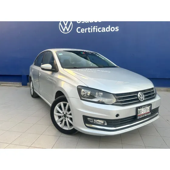 Volkswagen Vento 1.6 Highline At