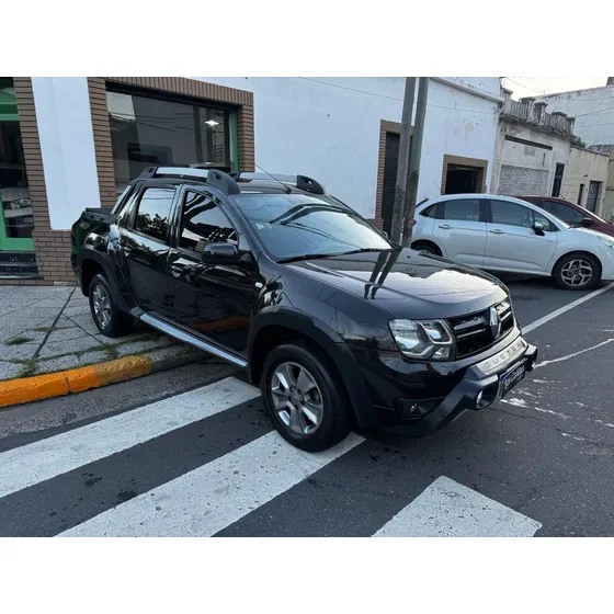 Renault Duster Oroch 2.0 Outsider Plus