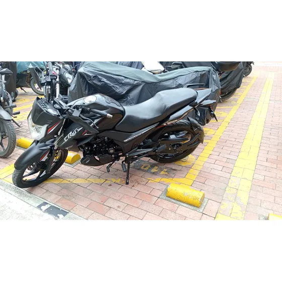 Moto Cr4 125 Negro Mate Único Dueño Modelo 2024 Papeles 2025