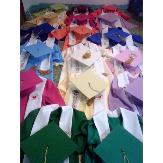 Togas De Graduacion