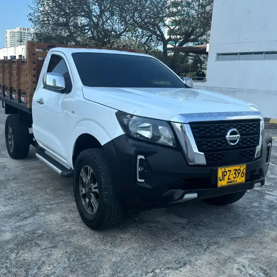 Nissan Frontier 2022 2.5 Cabina Sencilla 4x2