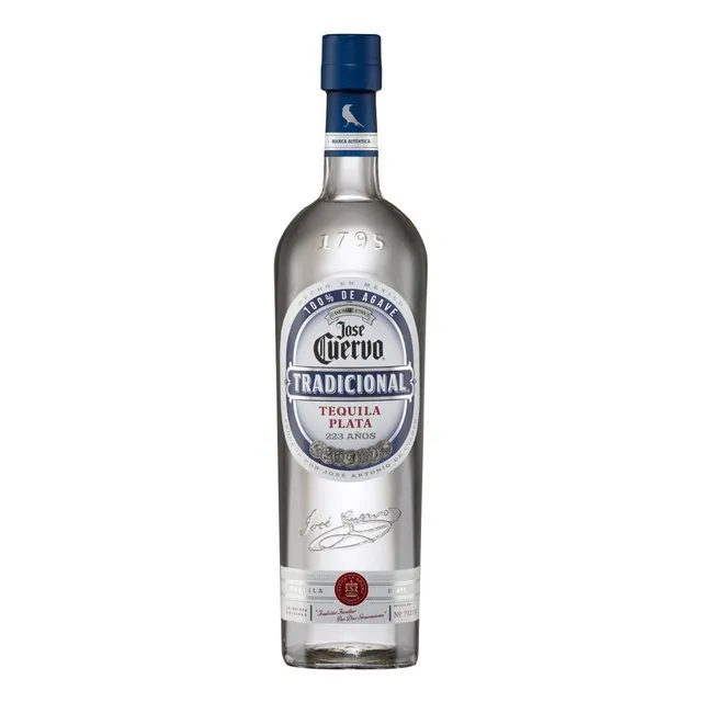 Tequila José Cuervo Tradicional Plata 695ml