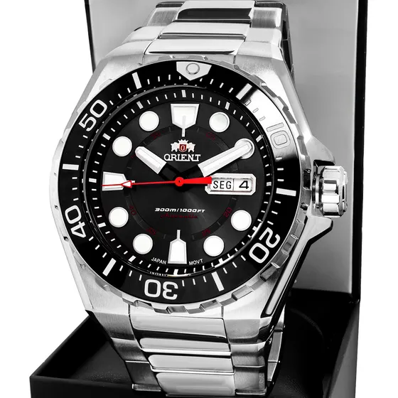 Relógio Orient Masculino Automático Diver 300m F49ss035 P1sx Correia Prateado Bisel Preto Fundo Preto