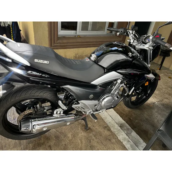 Suzuki Inazuma 250