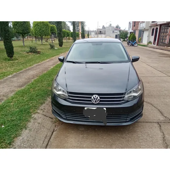 Volkswagen Vento 1.6 Starline At