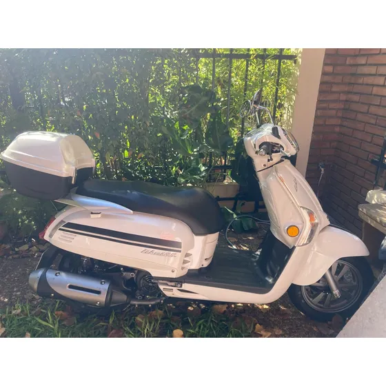 Kymco Like 125 - 1.100kms - Impecable