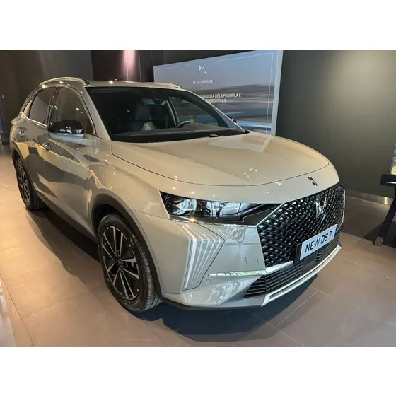D·s Ds7 1.6 Pallas 215 At8