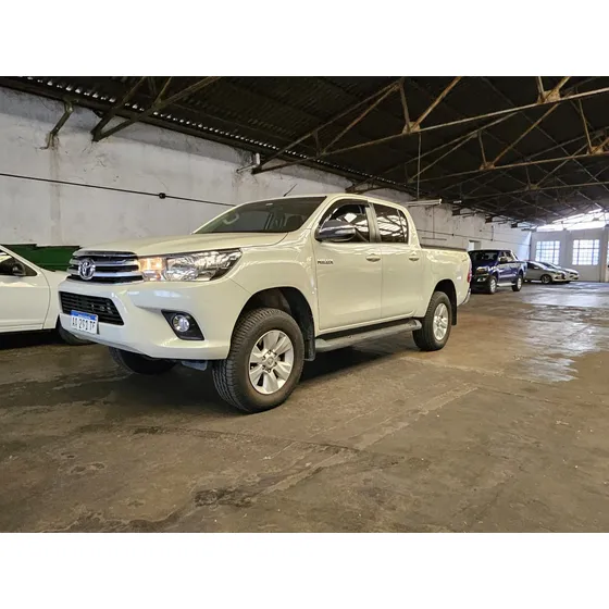 Toyota Hilux Pick-up 2.8 Cd Srv 177cv 4x4 At